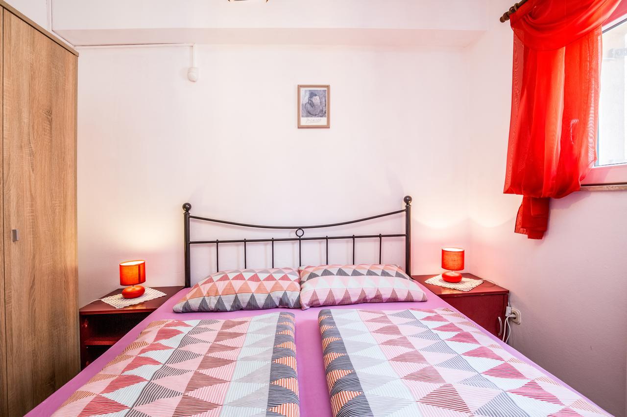 Apartment Carolina Liznjan Bagian luar foto