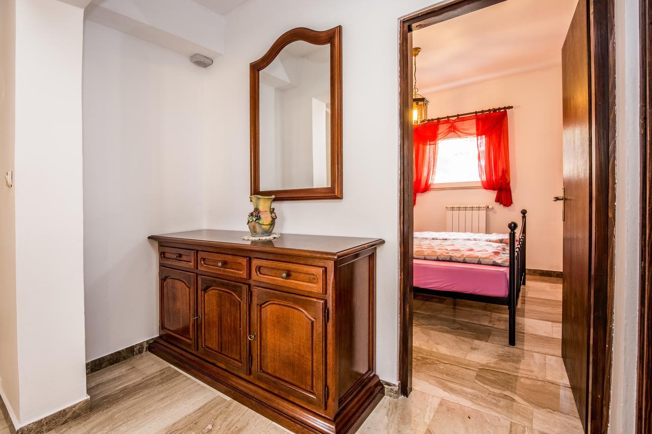 Apartment Carolina Liznjan Bagian luar foto