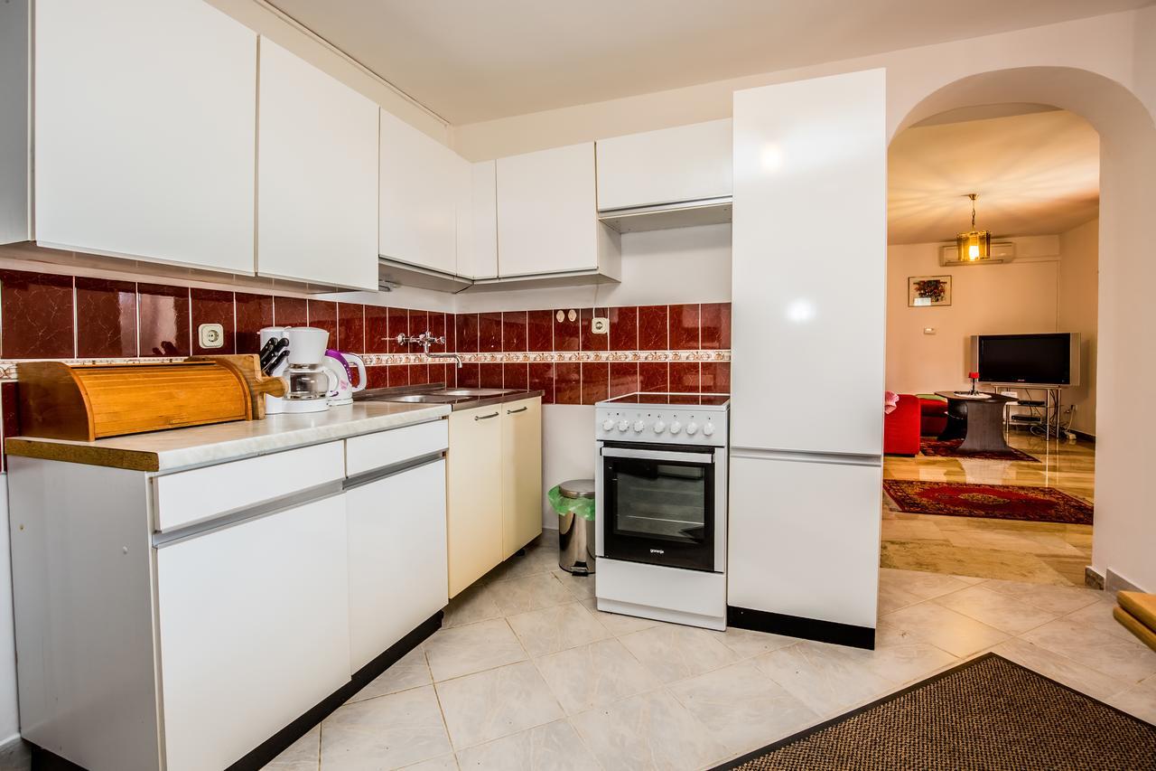 Apartment Carolina Liznjan Bagian luar foto